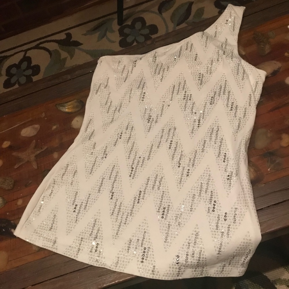 Express One Shoulder Top